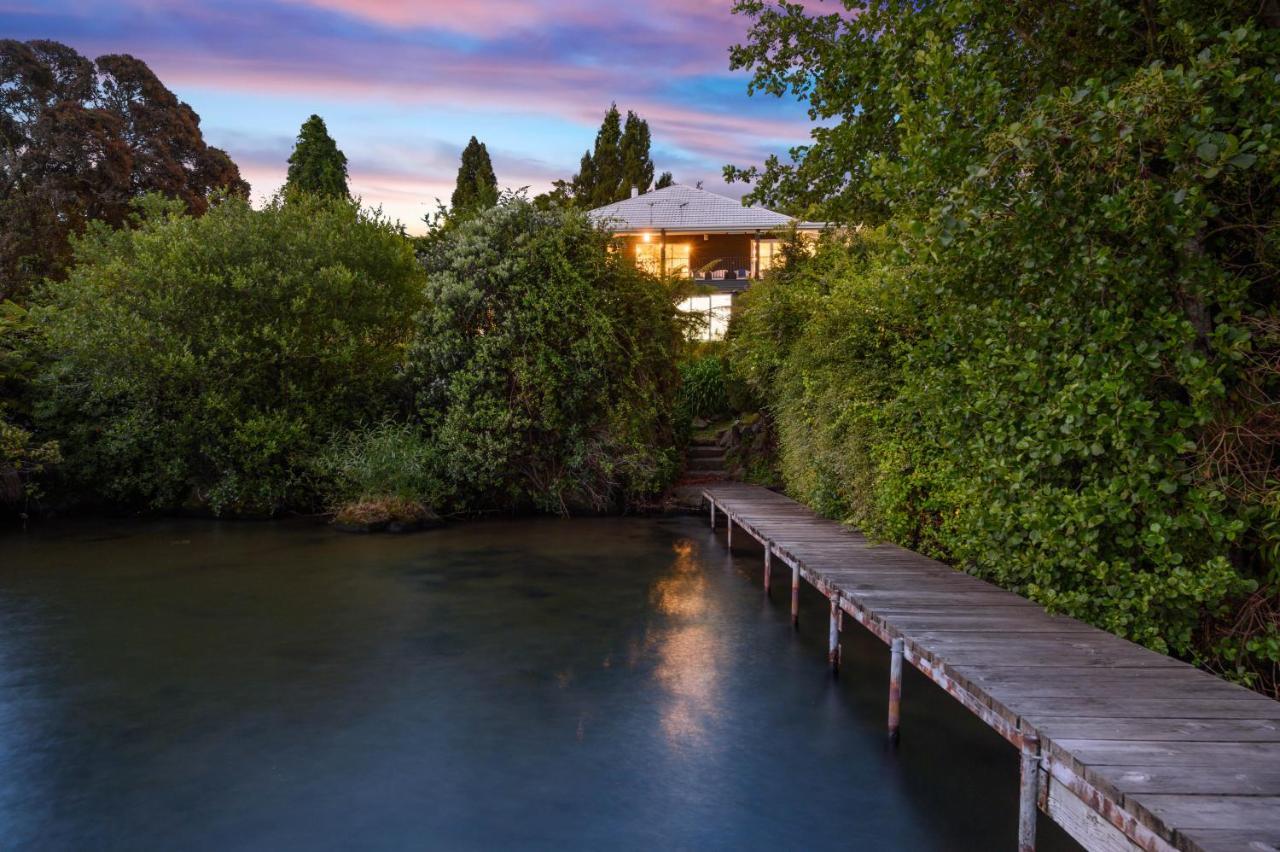 Black Swan Lakeside Boutique Hotel Distretto di Distretto di Rotorua Esterno foto