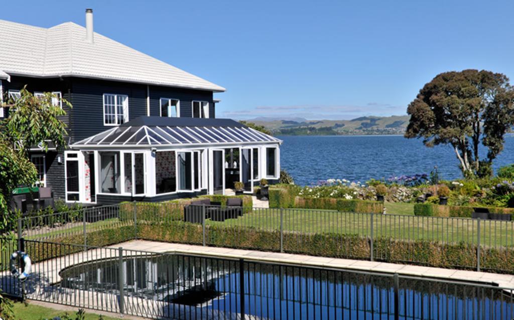 Black Swan Lakeside Boutique Hotel Distretto di Distretto di Rotorua Esterno foto